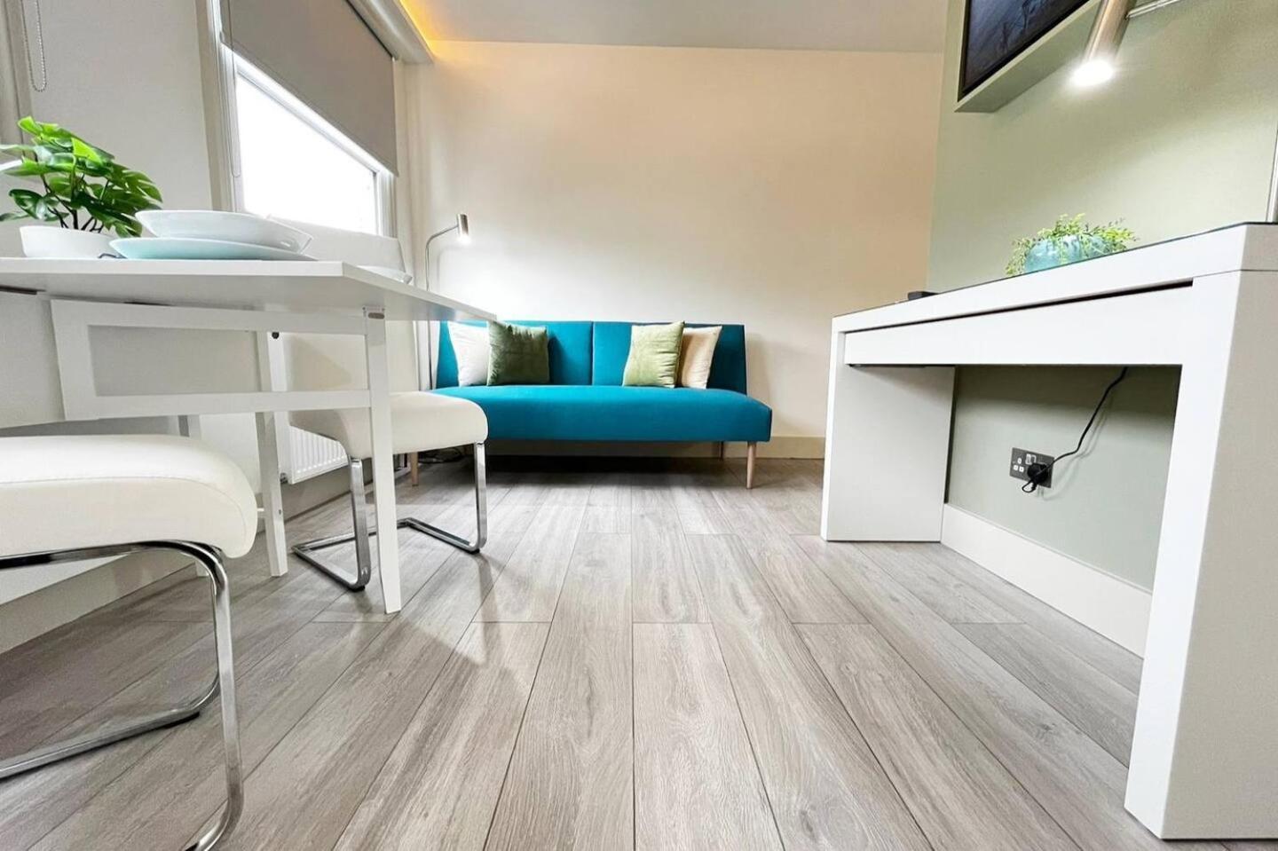 Apt 11 Seaside Serenity Chic Studio Steps To Beach Brighton Eksteriør bilde